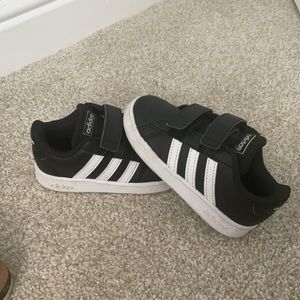 Adidas black and white sneaker